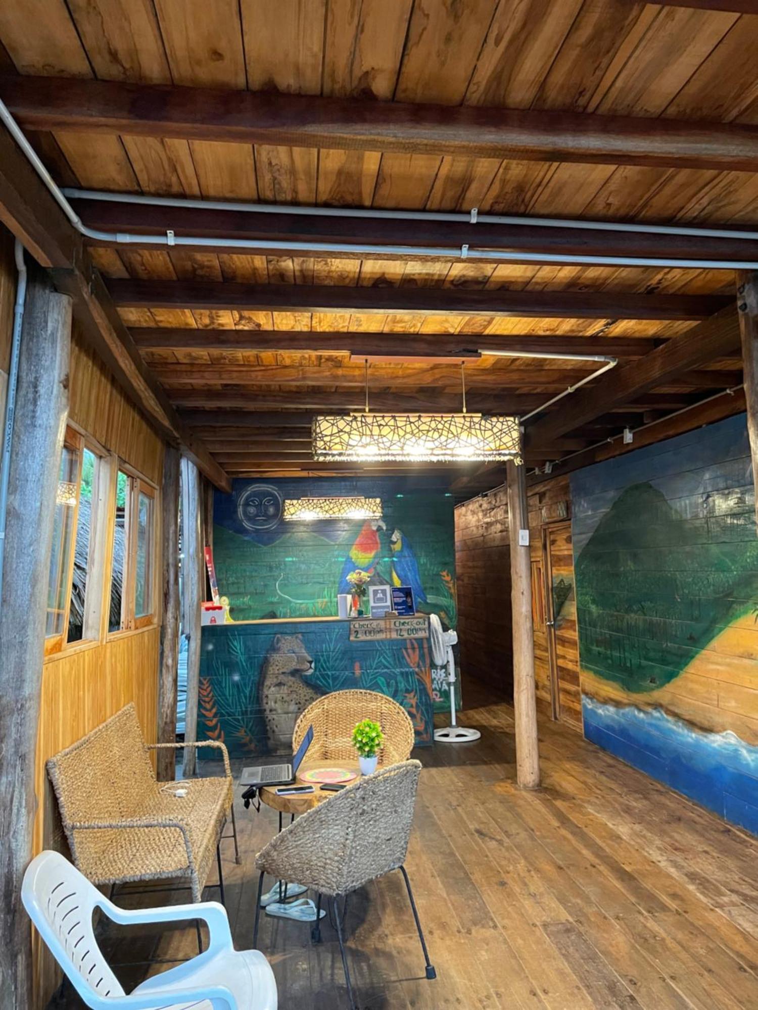 The Mompe Beach Hostal La Poza Buitenkant foto
